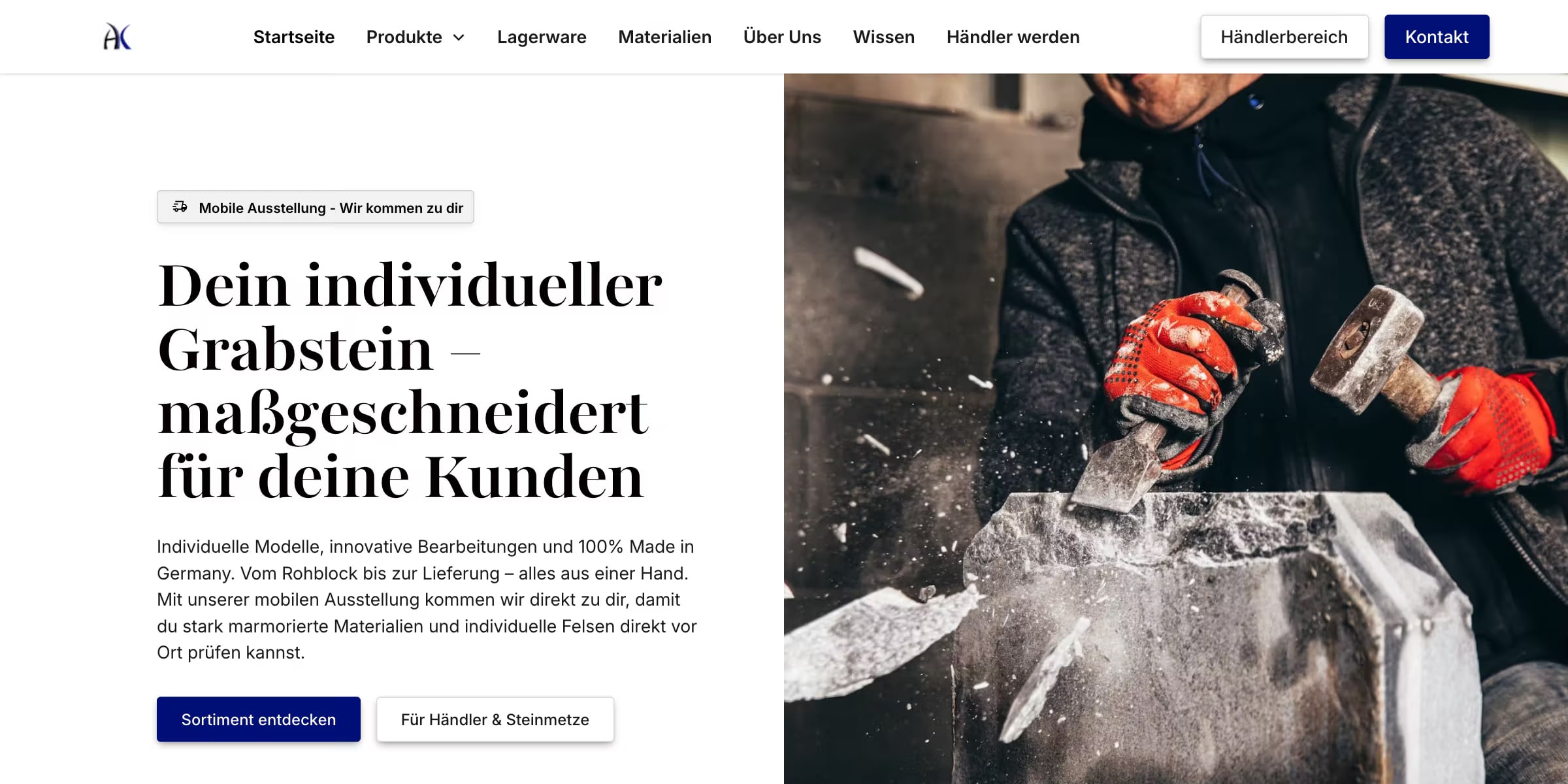 Screenshot der Inspiration-Naturstein-Startseite mit Steinmetz im Hero